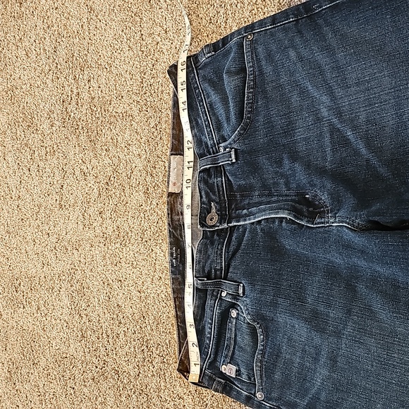 AG Telus modern slim jean in 360° degree stretch. Size 32. 32 inseam. - Picture 4 of 9